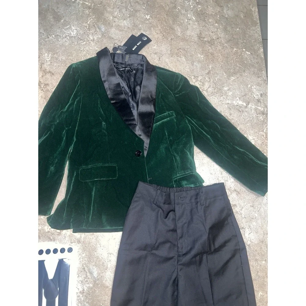Boys' Suit Set Size 8 KIDS Green Velvet Tuxedo w Suspenders for Wedding Suit